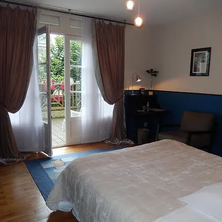 ベッド・アンド・ブレックファスト Maison Bossoreil