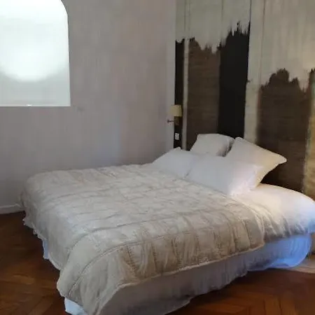 ベッド・アンド・ブレックファスト Maison Bossoreil *