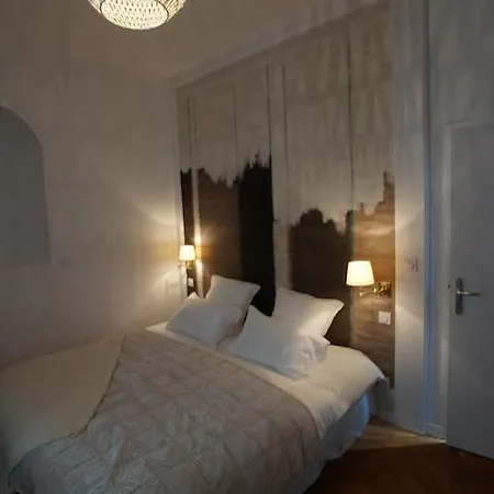 ベッド・アンド・ブレックファスト Maison Bossoreil