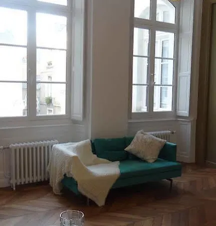 ベッド・アンド・ブレックファスト Maison Bossoreil *